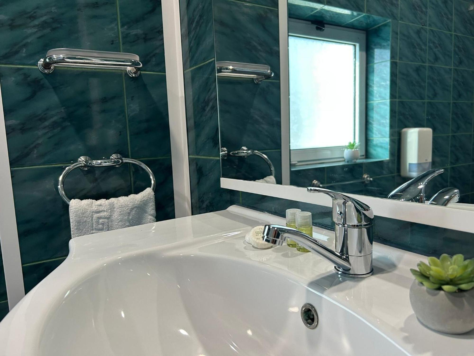 Avenue Palm On The Beach - Avenue Hotels Eforie Nord Ngoại thất bức ảnh